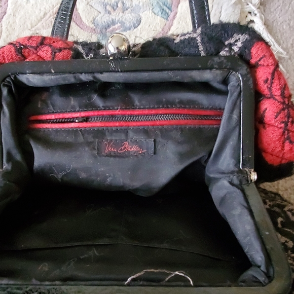 Vera Bradley Handbags - Vera bradley Bag rare preloved condition not made anymore , gorgeous pre loved ❤